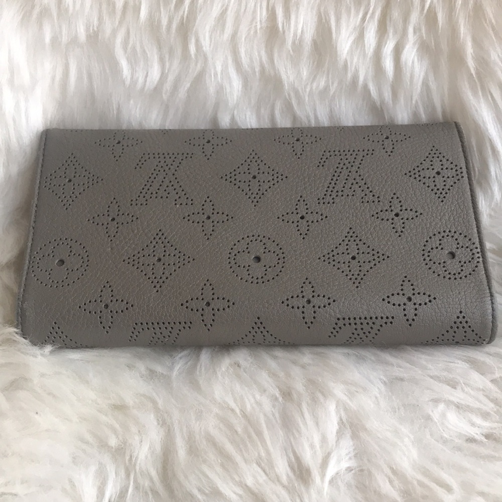 Authentic Louis Vuitton long Wallet Portefeuille Amelia Mahina - Picture 3 of 13